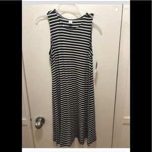 Women’s black and white striped knit swing dress